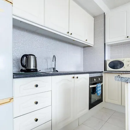 1119 Sea View In The Center Of Playa Americas *